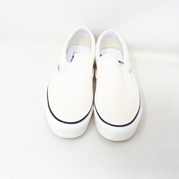 Vans Classic Slip On 98 DX OG All White Skate Shoe Sneaker Mens 6 / Womens 7.5 - Picture 8 of 12